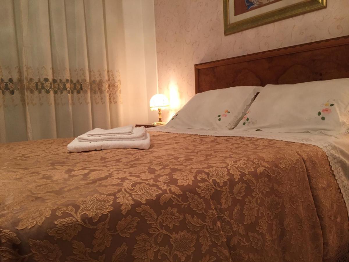 B&B Donna Porzia Trani Zewnętrze zdjęcie